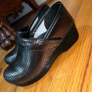 Dansko Women’s Clogs